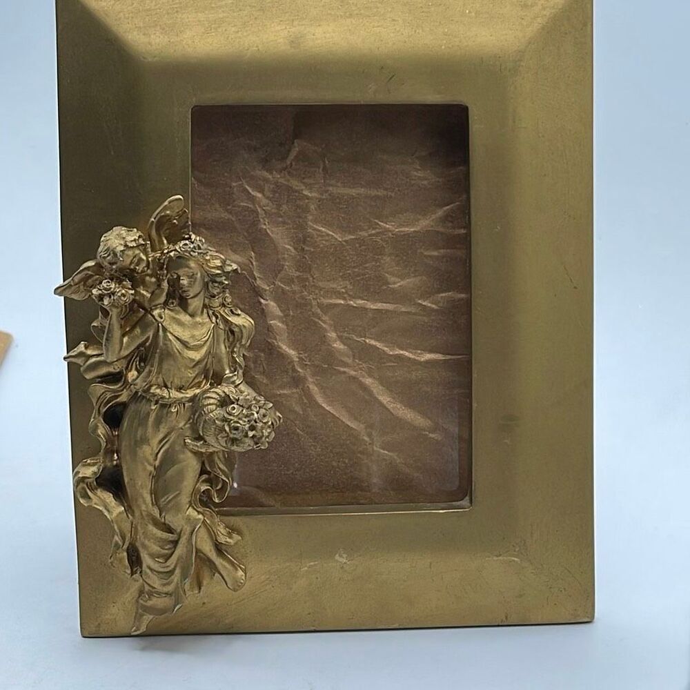 Vintage 1990 Gold colored Goddess & Cherub photo frame .